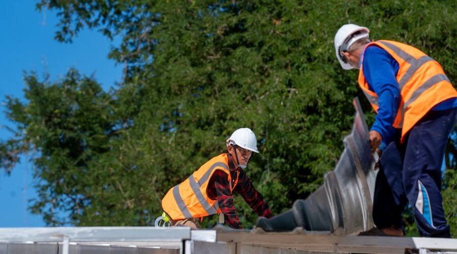 Professional residential roofers in Burton, TX
